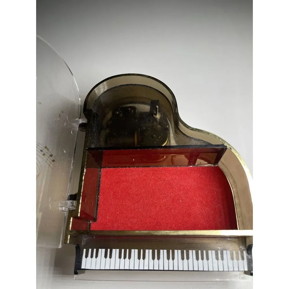 PIANO MUSIC BOX PLAYS YOU LIGHT UP MY LIFE WORKING‎